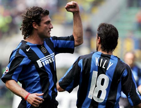 科莫总监：除为帕斯提供比赛与成长环境，我不知道还能做什么（科莫总监：除了为帕斯创造比赛与成长机会，我别无他法）