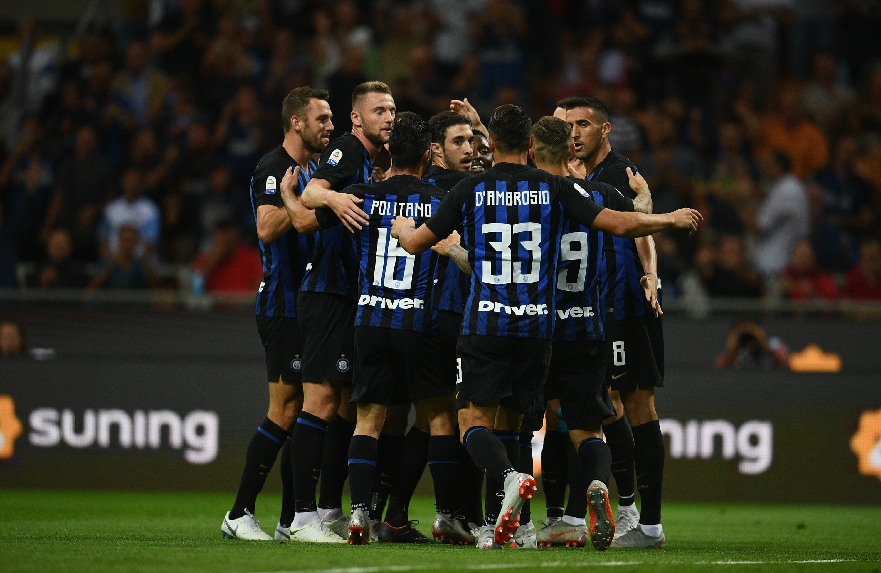 英超第14轮：切尔西1-3利兹联两场不胜 托辛失误送礼帕尔默复出（英超第14轮：切尔西1-3负利兹联，两轮不胜；托辛失误送礼，帕尔默复出）