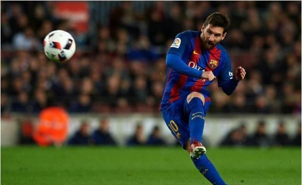 旗鼓相当！桑德兰击败纽卡后双方总战绩打平，各取54场胜利（势均力敌！桑德兰击退纽卡后历史交锋持平，双方各胜54场）