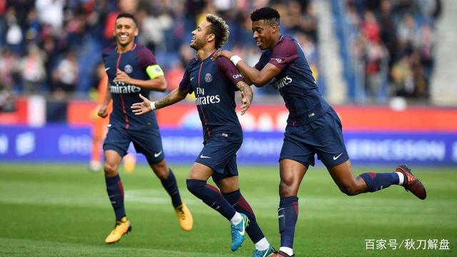 意乙巴里队客场0-5惨败，在返程航班上球迷与球员发生冲突（意乙巴里客场0比5大败，返程航班上球迷与球员爆发冲突）