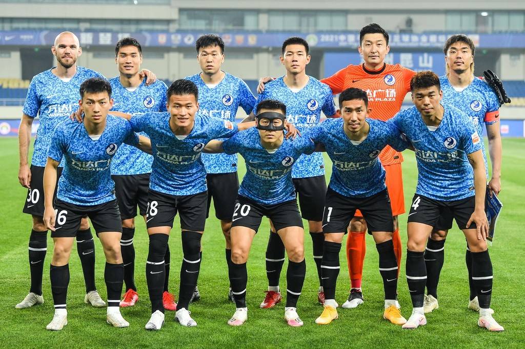 李国旭：联赛期接到有关部门的电话，希望我去竞聘国足主帅（李国旭称联赛期间接到相关部门来电，邀其竞聘国足主帅）