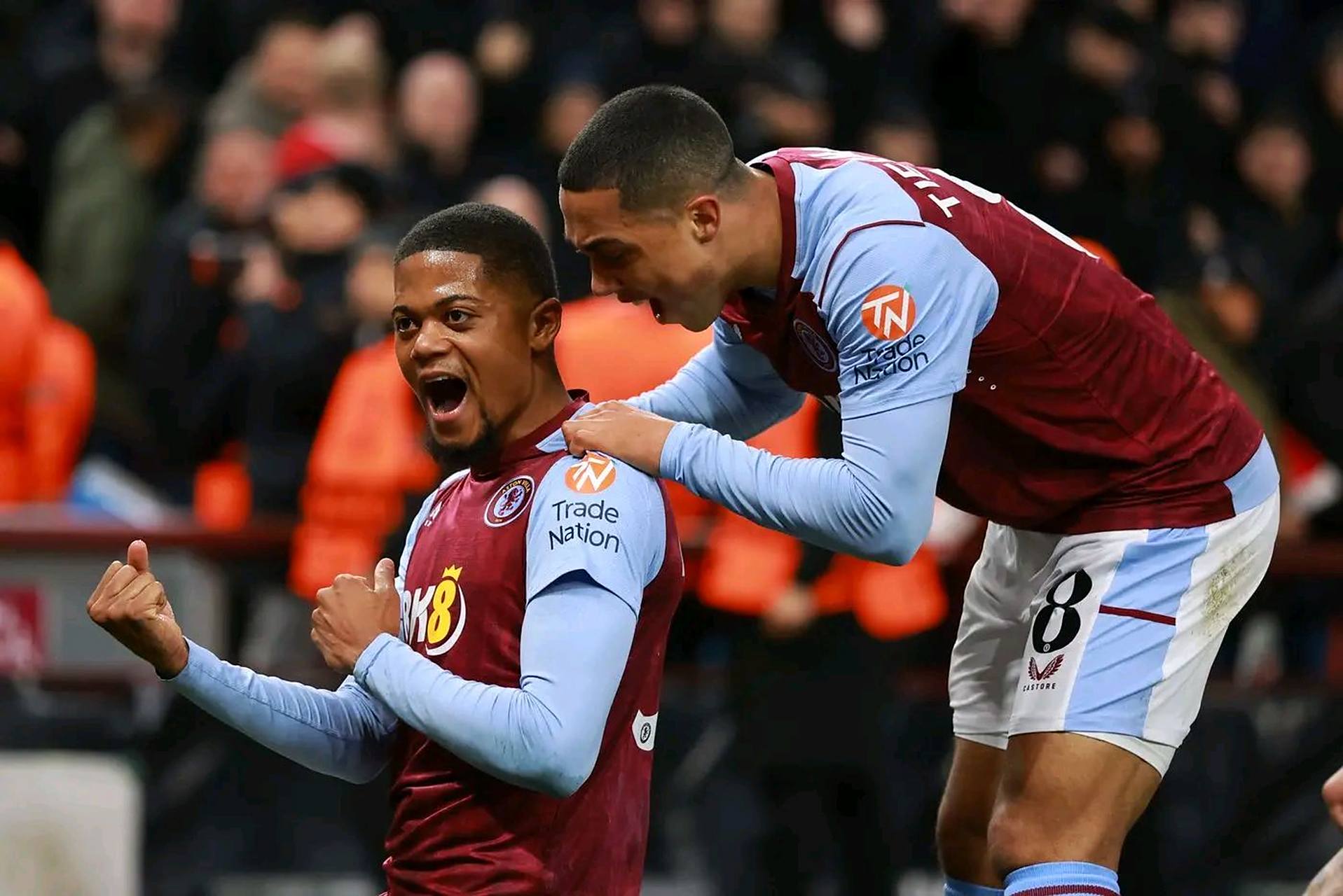 热议国安输球：下半场人员配置有问题；下赛季亚冠前景不乐观（国安失利引发热议：下半场用人存疑，来季亚冠前景堪忧）