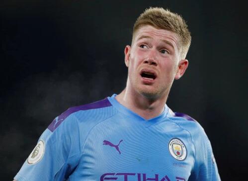 斯卡洛尼谈抽签：没有轻松的对手，我们必须全力以赴争取晋级（斯卡洛尼评分组：无弱旅，我们将倾尽全力冲击晋级）