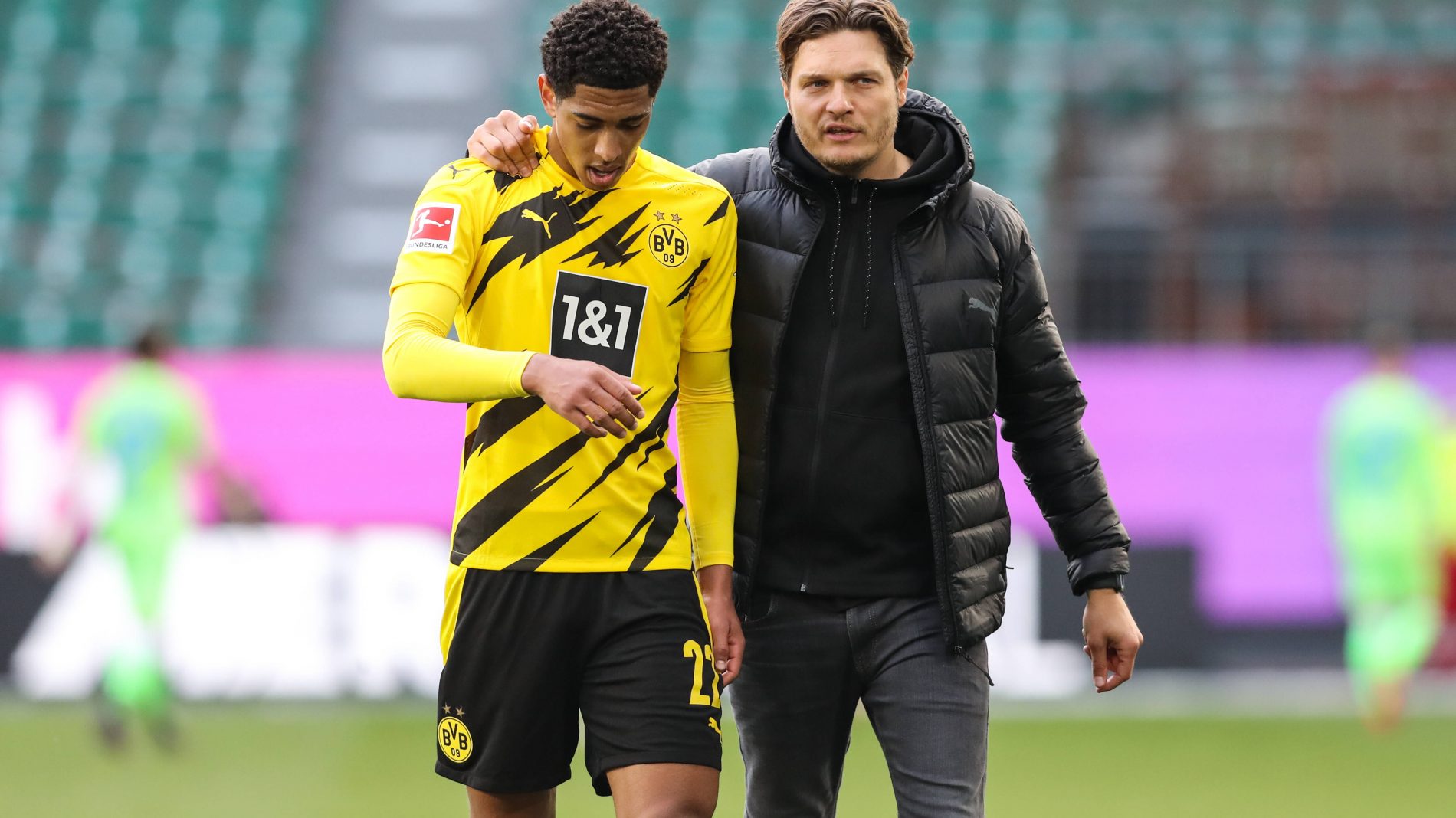 孔帕尼：教练组的续约对球队非常重要，穆西亚拉有望1月复出（孔帕尼：教练团队续约意义重大，穆西亚拉预计一月复出）