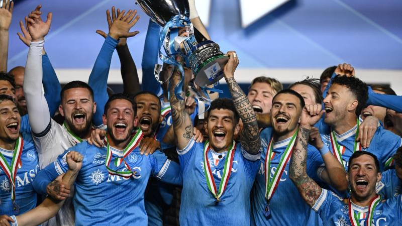 入不了安帅法眼，安东尼本赛季已贡献5球2助，仍未被安帅征召（赛季5球2助仍难打动安帅，安东尼依旧未获征召）